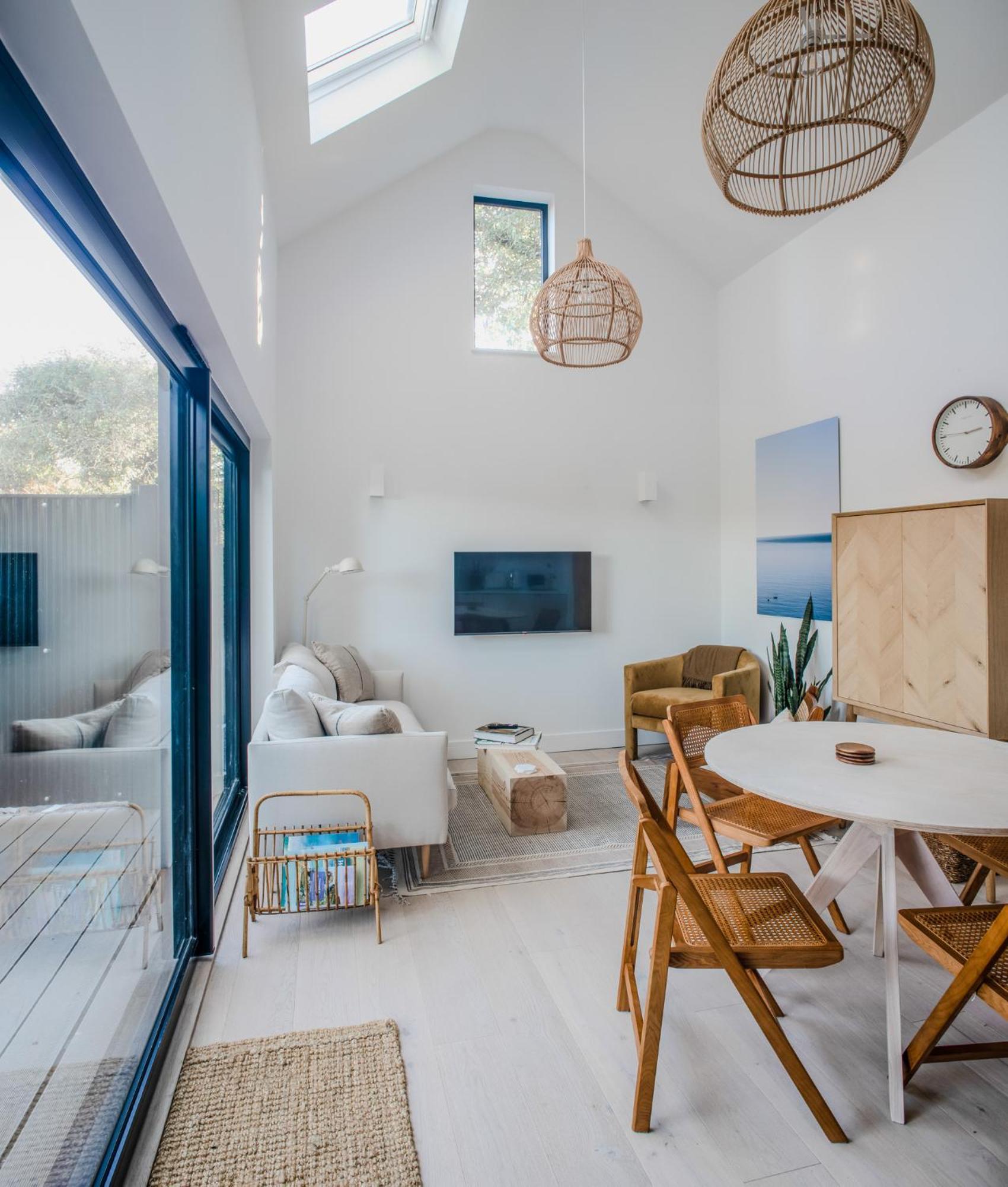 Lowen Tree House Truro Extérieur photo