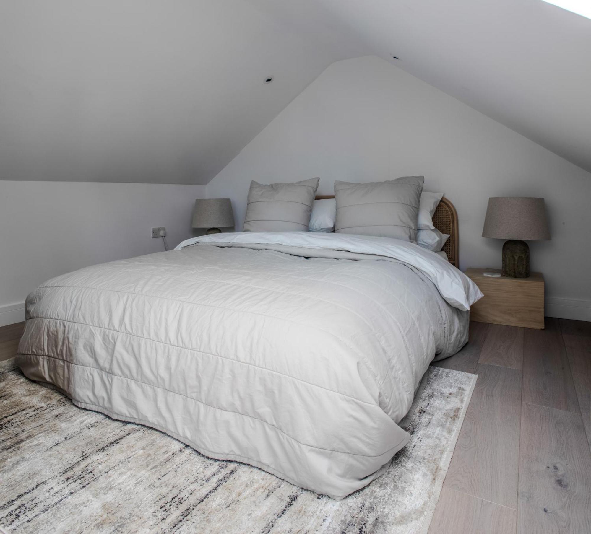 Lowen Tree House Truro Extérieur photo